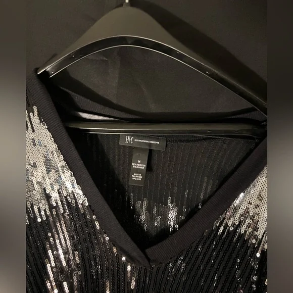 Cute sequined top Size M - Picture 3 of 3